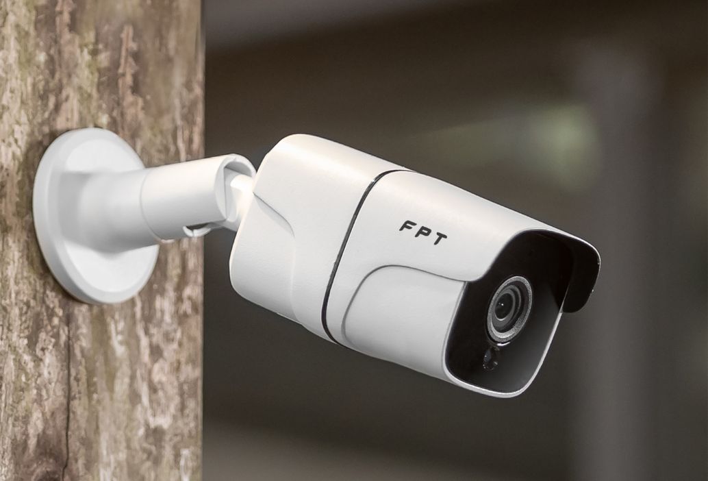 Camera IQ2S FPT Ngoài trời FHD Hình Ảnh Siêu Nét Góc Rộng
